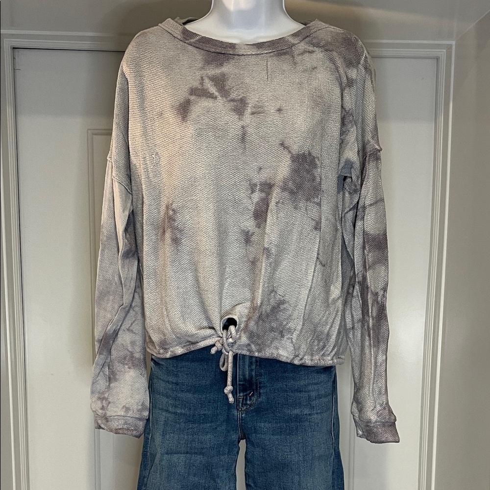 Vintage Havana Girls Long Sleeve Tie-Dye Drawstring Top - Gray & Cream